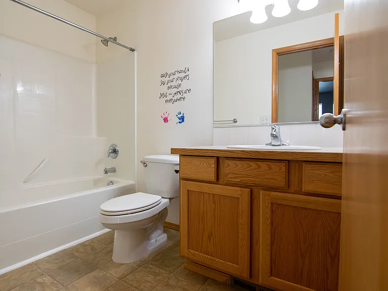 2204 Sunrise Dr — Photo 12