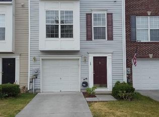 28 Barton Ct, Inwood, WV 25428