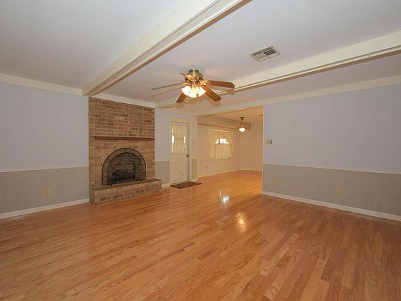 5th image of 213 Levy Dr