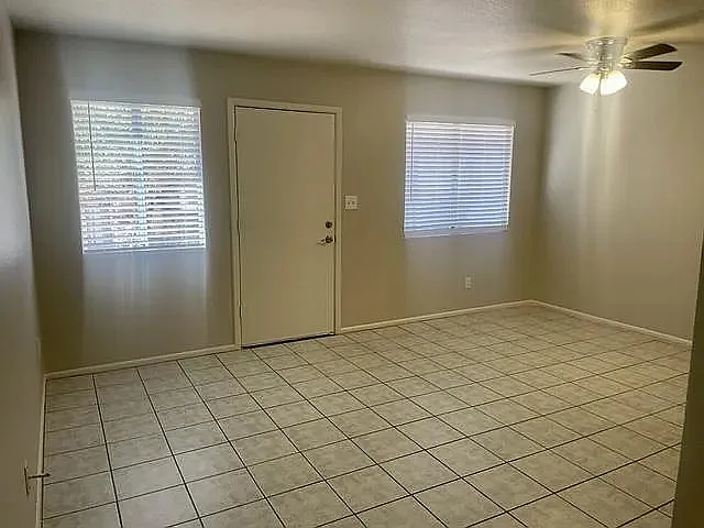133 E Ingram St — Photo 7