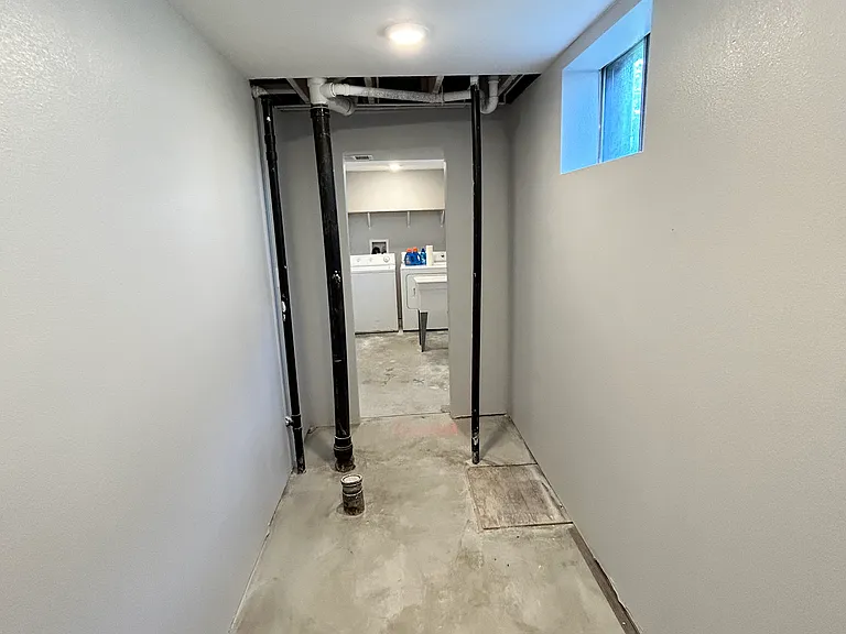 1397 Yank St — Photo 20