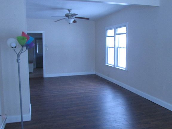 5th image of 13107 S Carondolet Ave