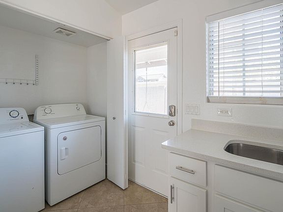 Washer dryer included.