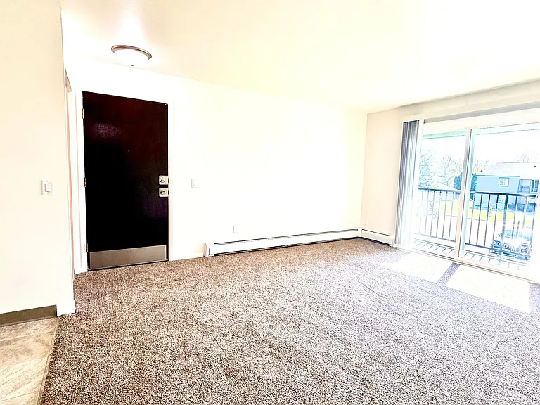 Elkhorn Village Apartments | 1 & 2 Bedroom Apartments in Elkhorn, WI Heat Included — Photo 64