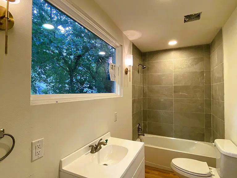 201 Harmons Way #B — Photo 24