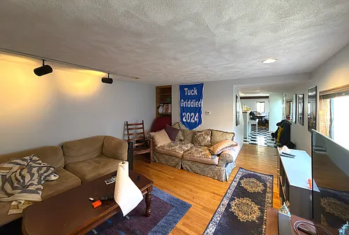 61 6th St #61 Photo 1