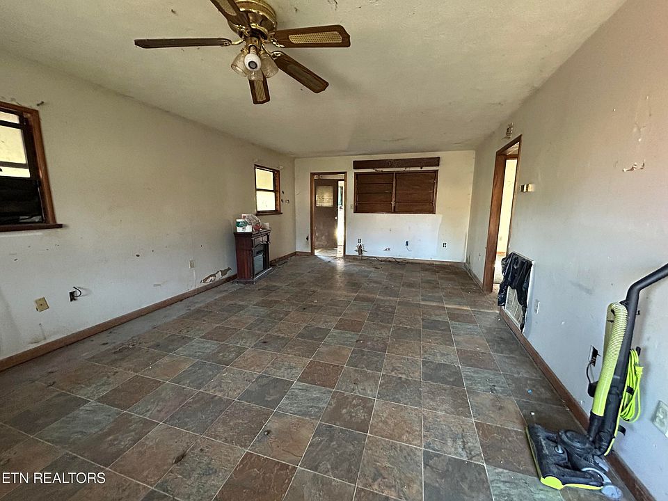 3122 Springvale Rd, Morristown, TN 37813 Zillow