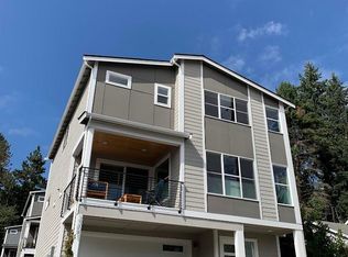 17051 8th Ave NE, Seattle, WA 98155