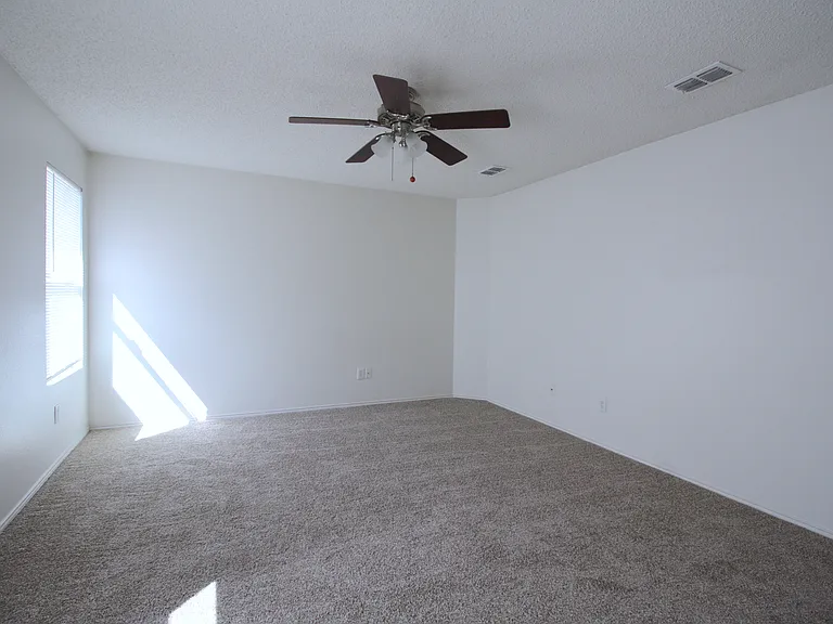 1397 Lochspring Dr — Photo 10