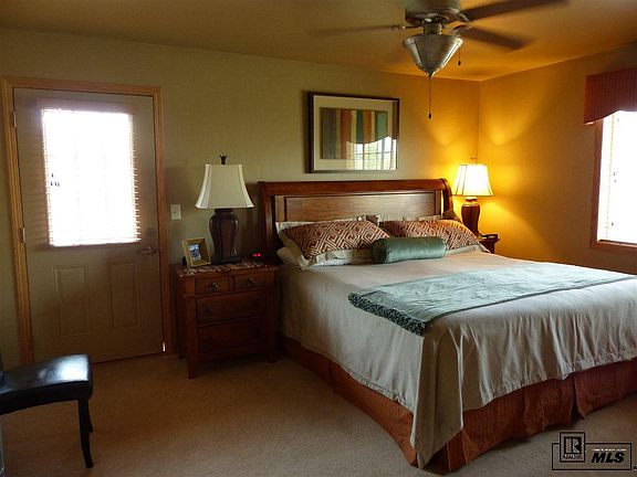 5th image of 3310 Columbine Dr Unit 1406