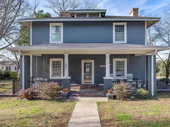 221 N Mountain St, Union, SC 29379