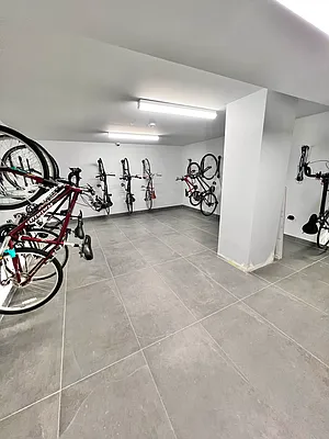 Rented by ERNY LLC | media 13