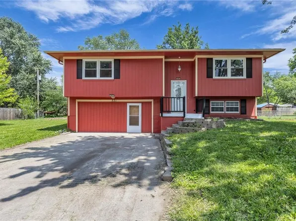 531 S Oak St, Gardner, KS 66030
