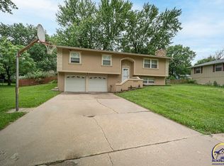 4819 SW Commanche Rd, Topeka, KS 66614