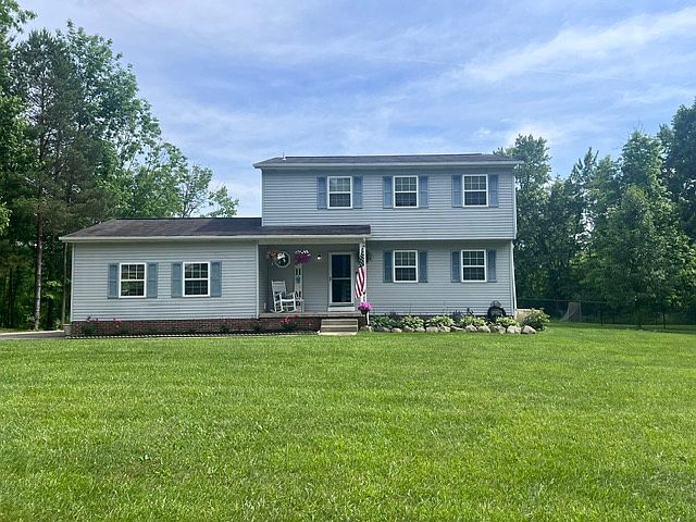 1st image of 833 Sherwood Dr