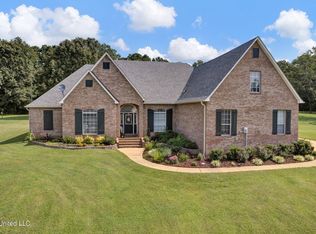 75 Scattered Oaks Dr, Byhalia, MS 38611