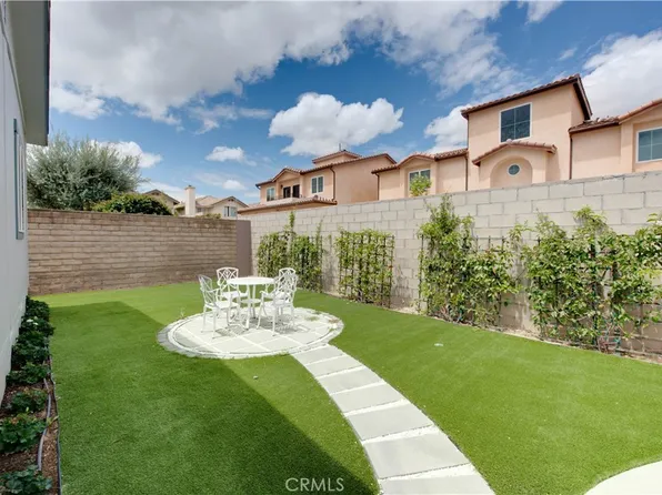 7317 Kelvin Ave, Winnetka, CA 91306