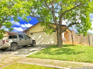 7202 Rimwood St, Live Oak, TX 78233