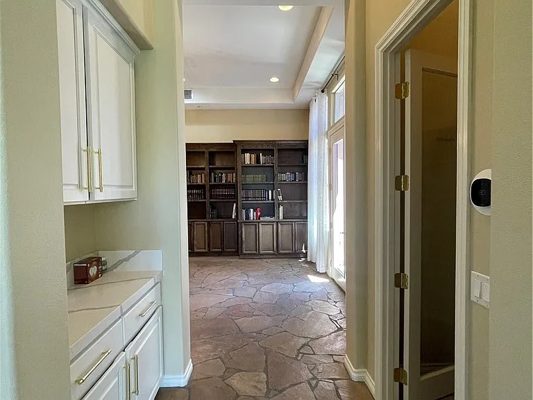 53 Avenida Sorrento — Photo 20