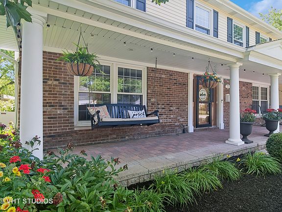 3rd image of 1101 S Nightingale Dr