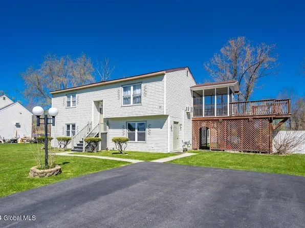 21 Harvest Way, Waterford, NY 12188