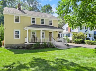 30 Sinawoy Rd, Cos Cob, CT 06807