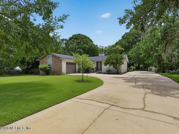4th image of 2834 MANDARIN MEADOWS Drive N