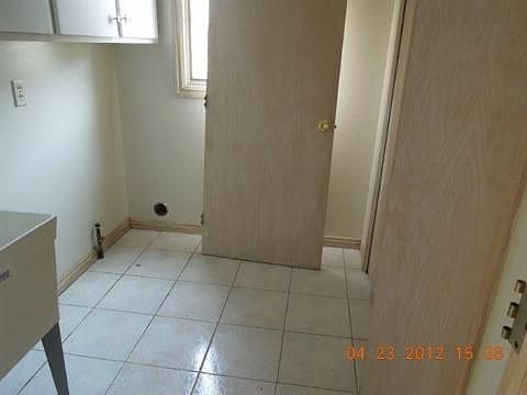 5th image of 28005 Worthington St