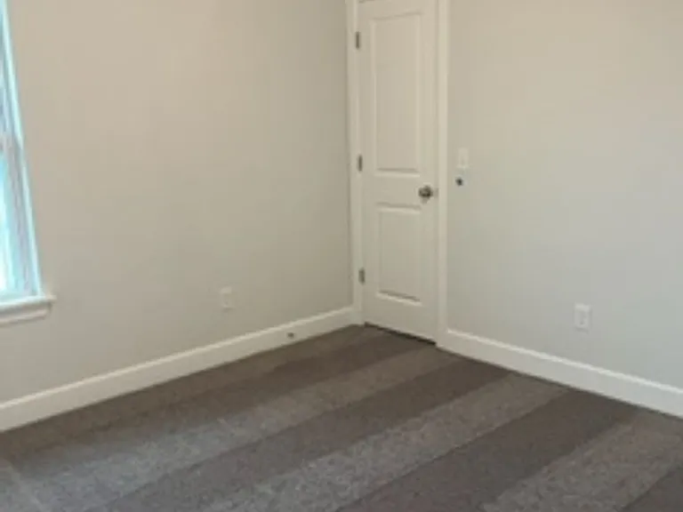 16009 Capulet Dr — Photo 11