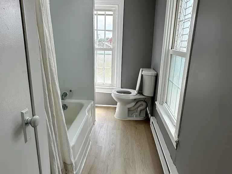 317 W Main St #2 — Photo 31