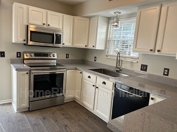 4th image of 5117 Bird Branch Dr