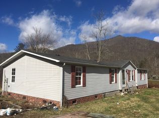 62 Hazen Ledford Rd, Bakersville, NC 28705