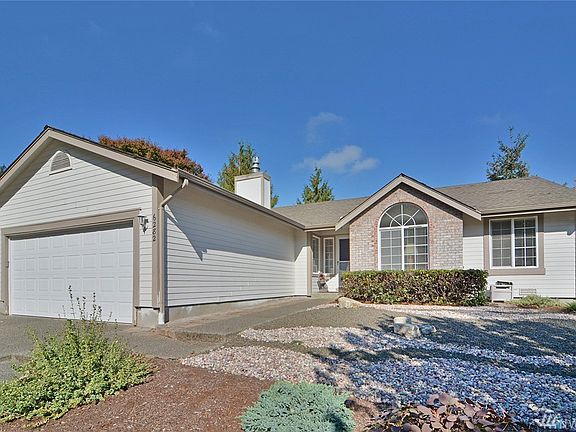 3rd image of 6282 Grandridge Dr SE