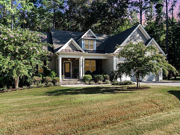 4th image of 24 Italia Ln