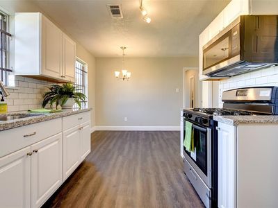 5243 Grace Point Ln, Houston, TX, 77048