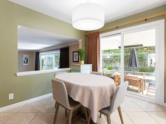 3rd image of 3592 Sunnygate Ct