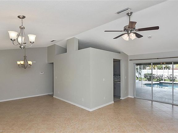 5th image of 627 SE 16th St