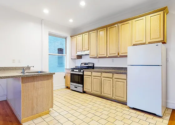 Rented by (Legacy) Tri Hill Realty Group LLC | media 7