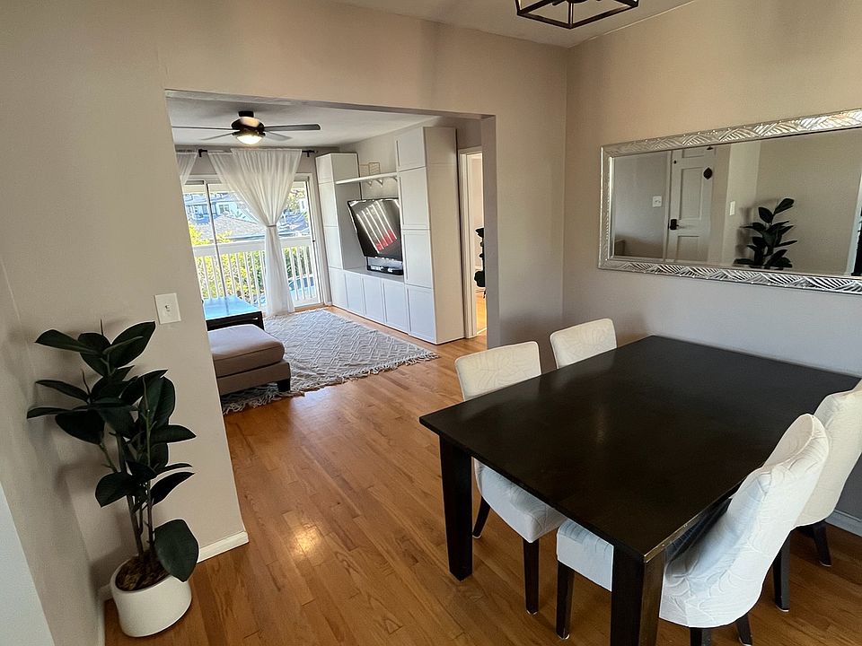 1st image of 1818 Carmelina Dr