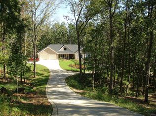 220 Double Tree Dr SE, Calhoun, GA 30701