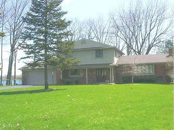 1st image of 3823 Normanwood Dr