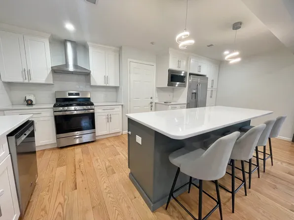 15 Marion St #E2, Roslindale, MA 02131