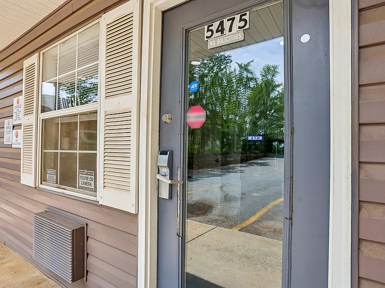 5475 Wade Green Rd — Photo 19