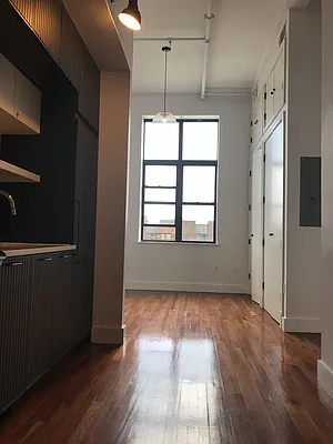 Rented by Really NY LLC | media 97