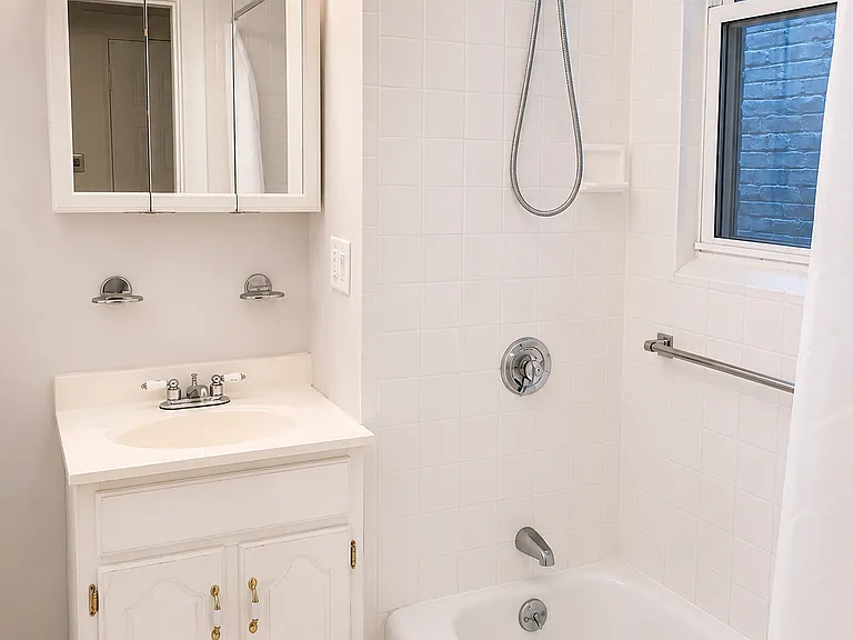 39 Forest St #2 — Photo 10