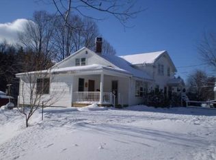 582 Dunham Hollow Rd, Averill Park, NY 12018