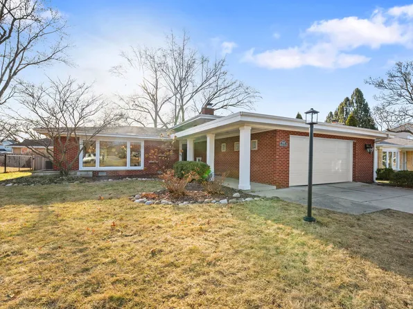 5124 Ellington Ave, Western Springs, IL 60558