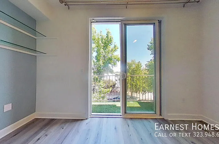 14412 Killion St #401 — Photo 5