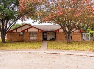 1108 Aviary Ct, Desoto, TX 75115