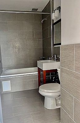 5th image of 647-649 Washington Ave #4A
